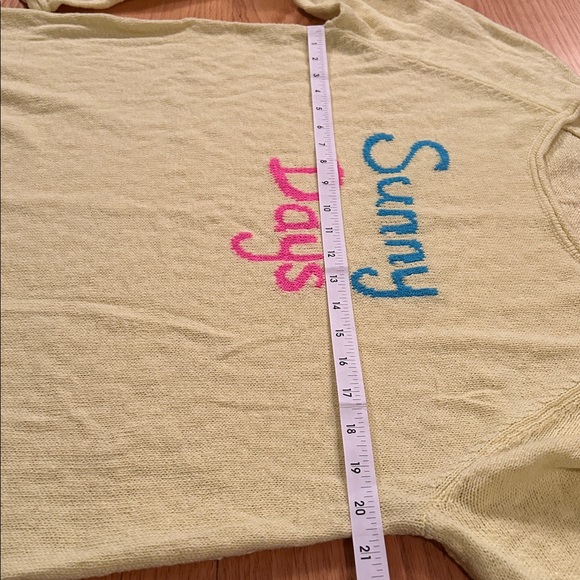 Lilly Pulitzer Danette Sweater Yellow Sunny Days Size XL - Picture 8 of 9